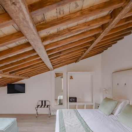 Palazzo Lupardi Relais Bed & Breakfast Rome Exterior photo