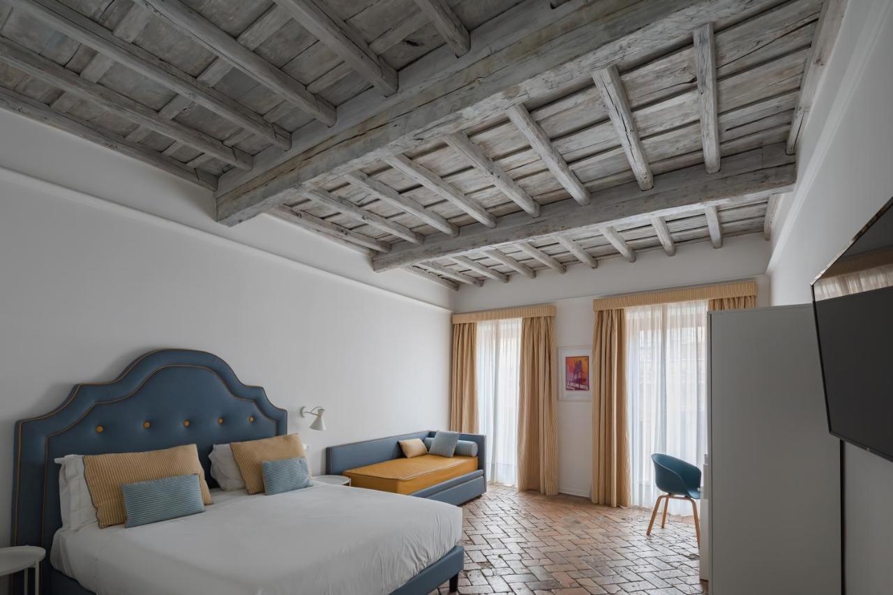 Palazzo Lupardi Relais Bed & Breakfast Rome Exterior photo