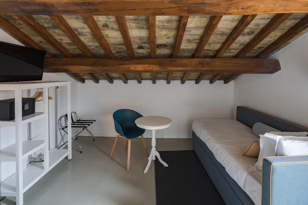 Palazzo Lupardi Relais Bed & Breakfast Rome Exterior photo